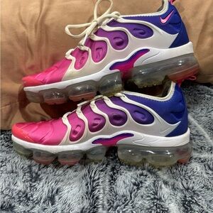 Nike Pink and Purple Sneakers with VaporMax plus